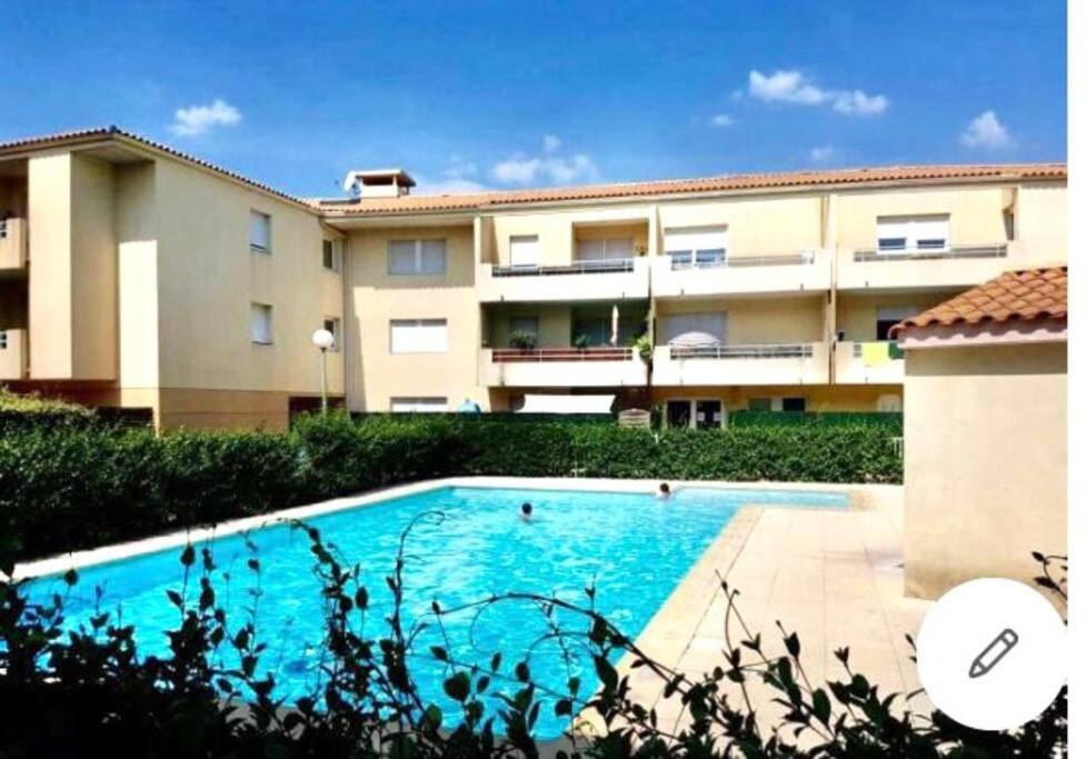 T2 Lumineux Et Piscine Montpellier Exterior foto